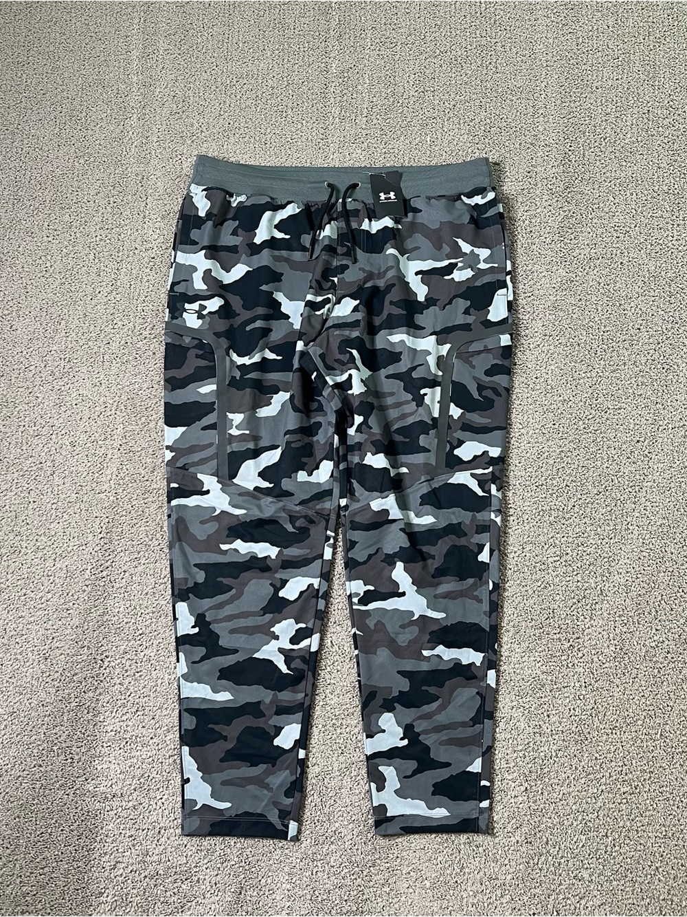 Under Armour Elite Cargo Printed Pants Men’s Size XXL